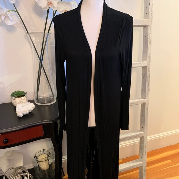 Last 1 - Store Closing‼️ Long Black Lace Cardigan - Picture 4 of 5